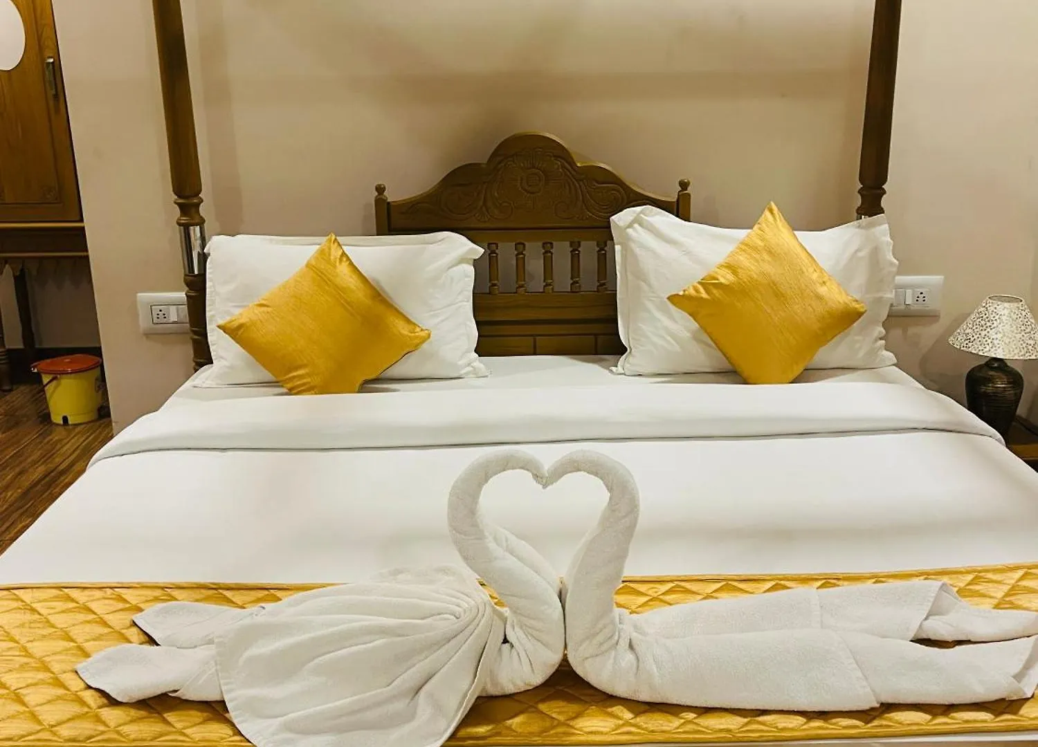 Athirappily Sreenilayam Heritage Resort Athirappilly