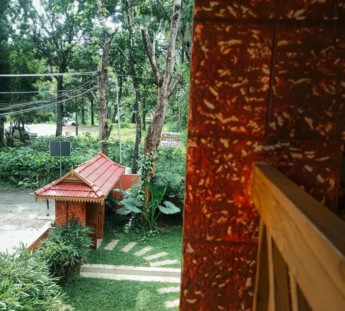 Athirappily Sreenilayam Heritage Resort Athirappilly